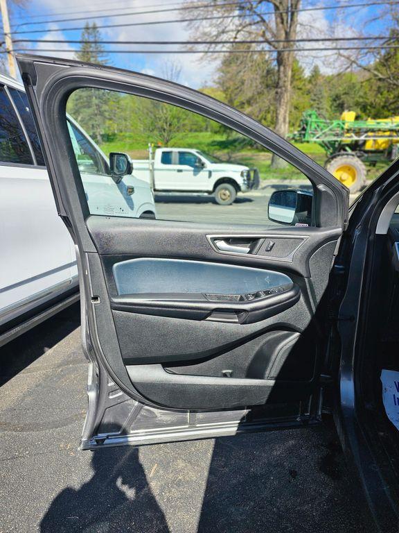 used 2023 Ford Edge car, priced at $25,990