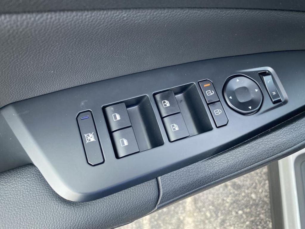 new 2026 Kia Sportage car, priced at $32,190