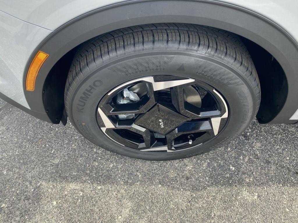 new 2026 Kia Sportage car, priced at $32,190