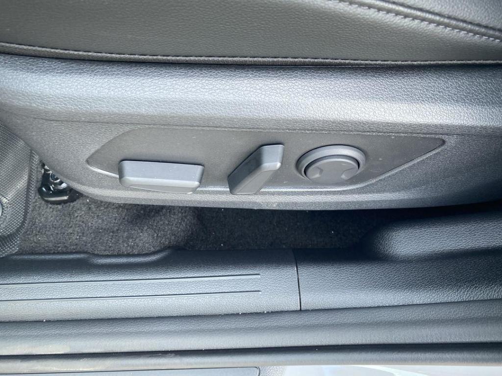 new 2026 Kia Sportage car, priced at $32,190