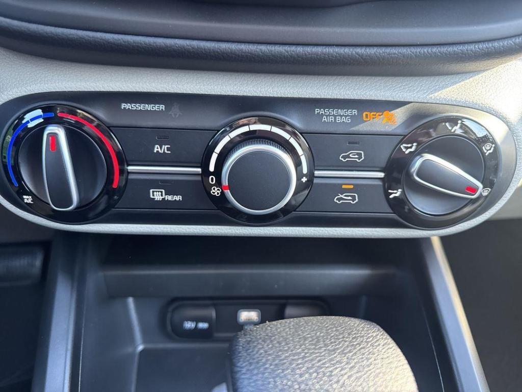 new 2025 Kia Soul car, priced at $21,625