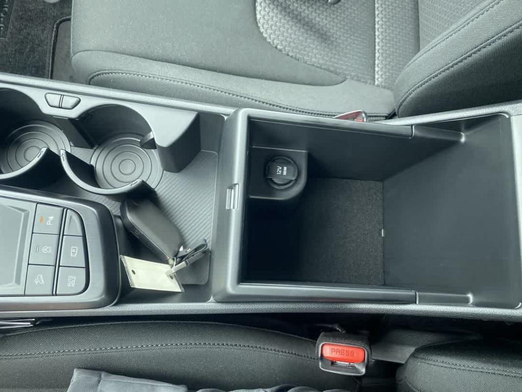 new 2026 Kia Sportage car, priced at $32,285