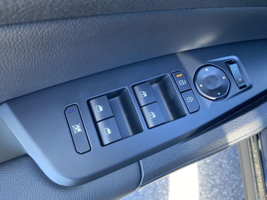 new 2026 Kia Sportage car, priced at $30,720