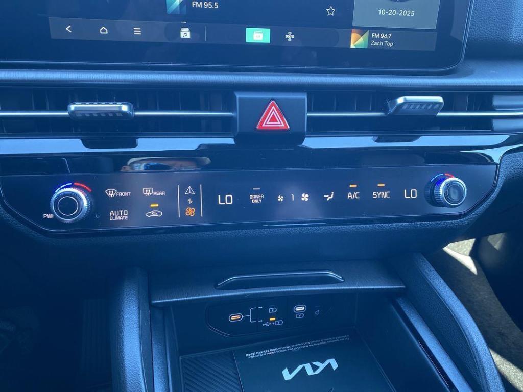 new 2026 Kia Sportage Hybrid car, priced at $36,645