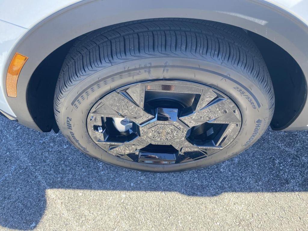 new 2026 Kia Sportage Hybrid car, priced at $36,645