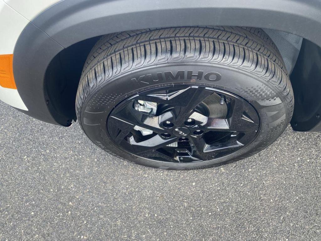 new 2026 Kia Seltos car, priced at $30,615