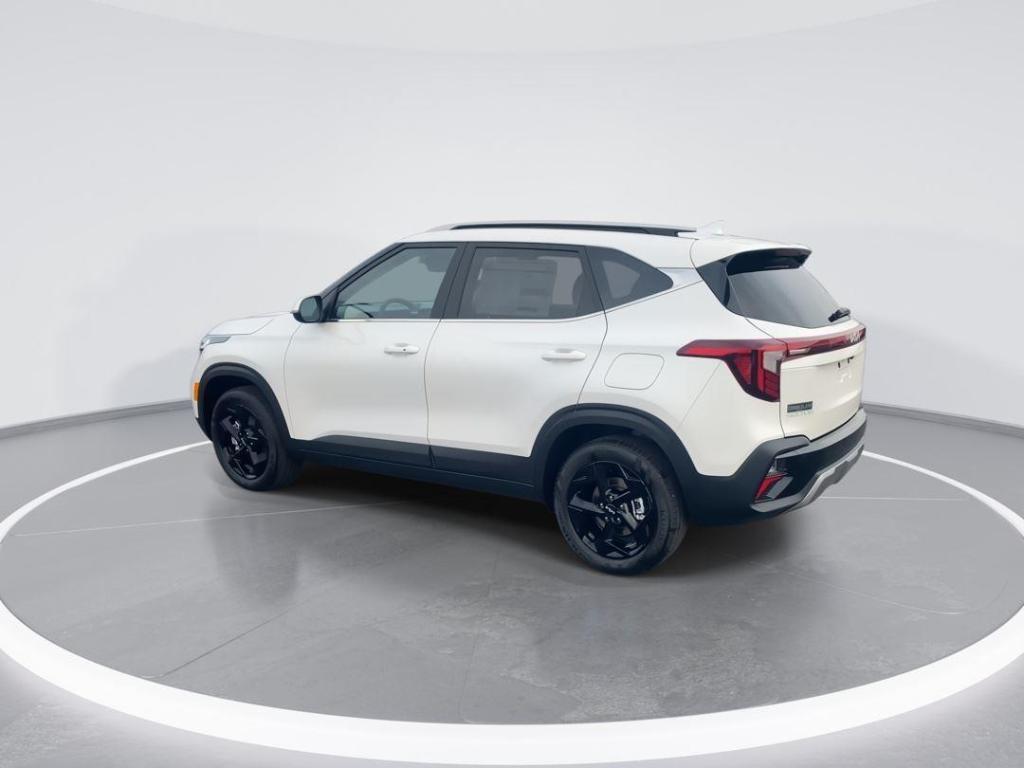 new 2026 Kia Seltos car, priced at $30,615
