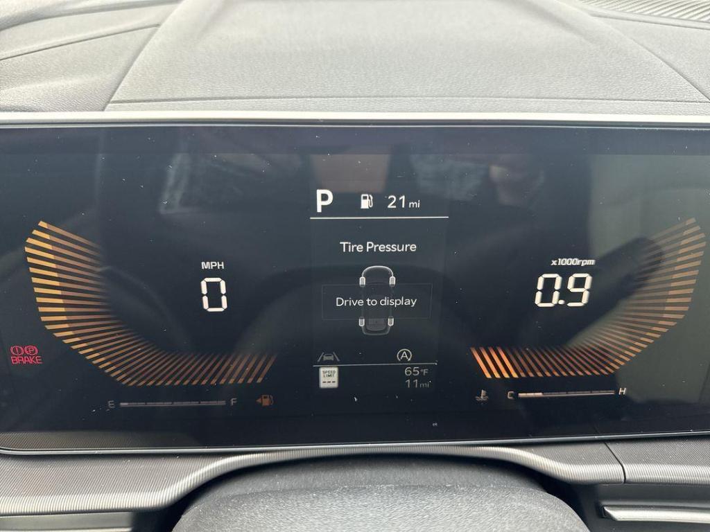 new 2026 Kia Sportage car, priced at $30,720