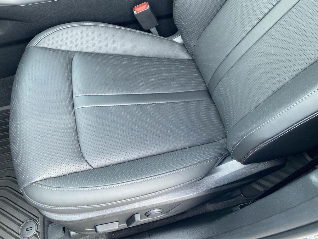 new 2026 Kia Sorento car, priced at $39,495