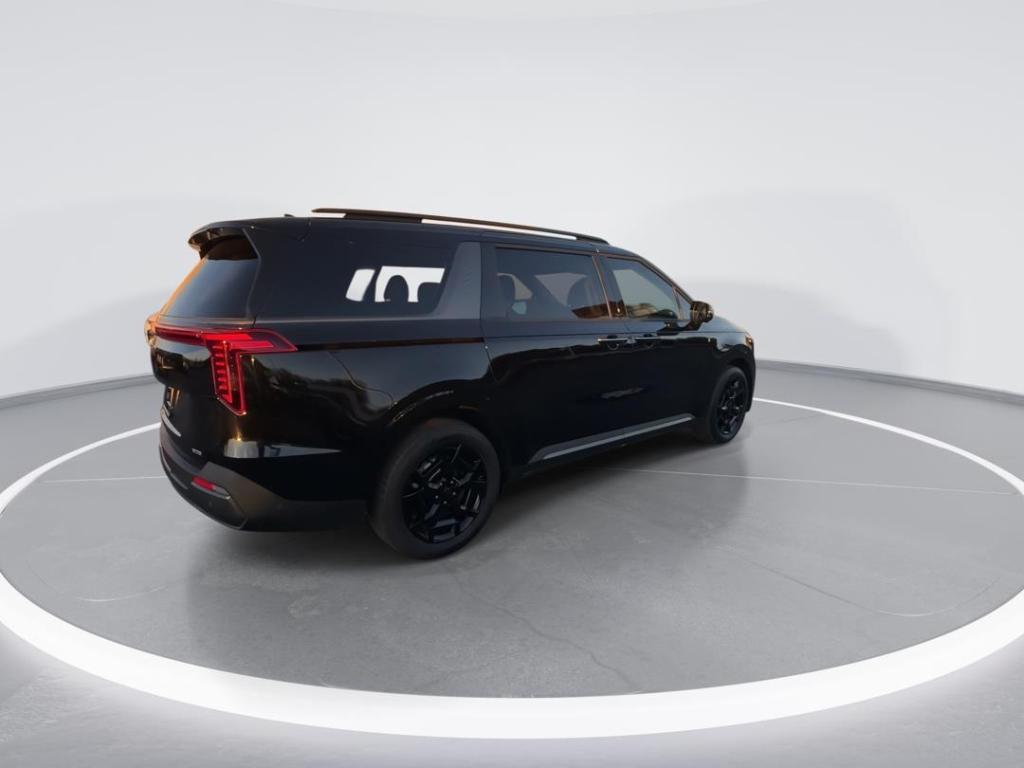 new 2026 Kia Carnival Hybrid car, priced at $54,135