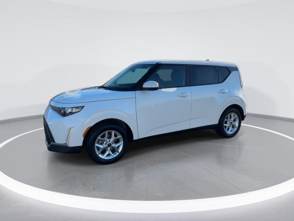 new 2025 Kia Soul car, priced at $21,970