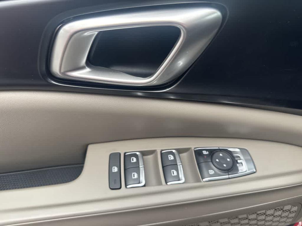 new 2026 Kia Carnival car, priced at $40,761
