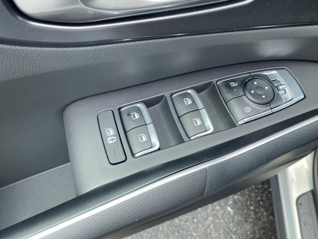 new 2026 Kia Sorento car, priced at $31,147