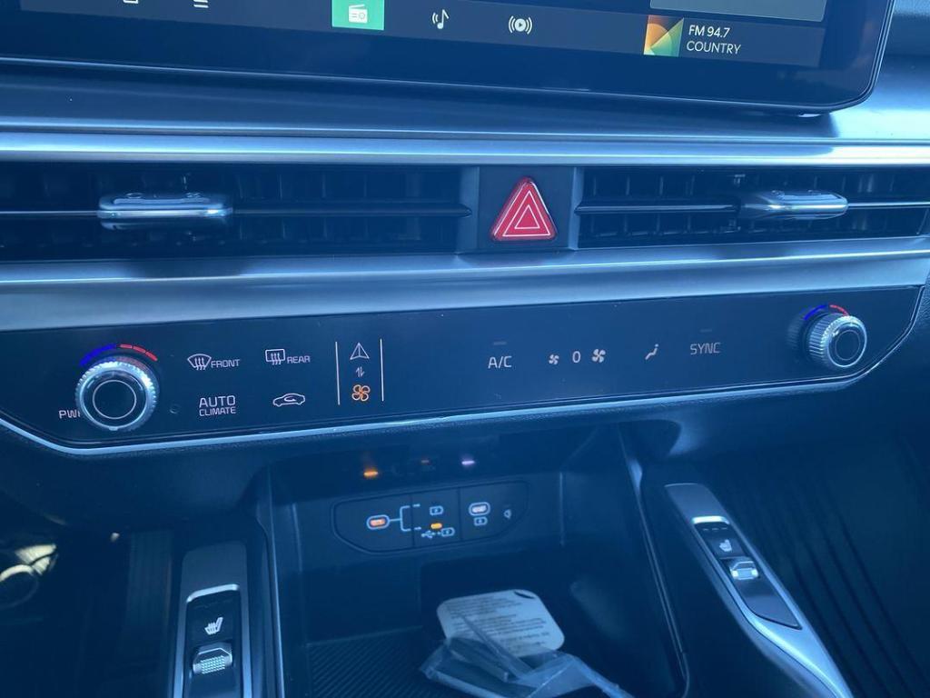 new 2026 Kia Sorento car, priced at $36,605