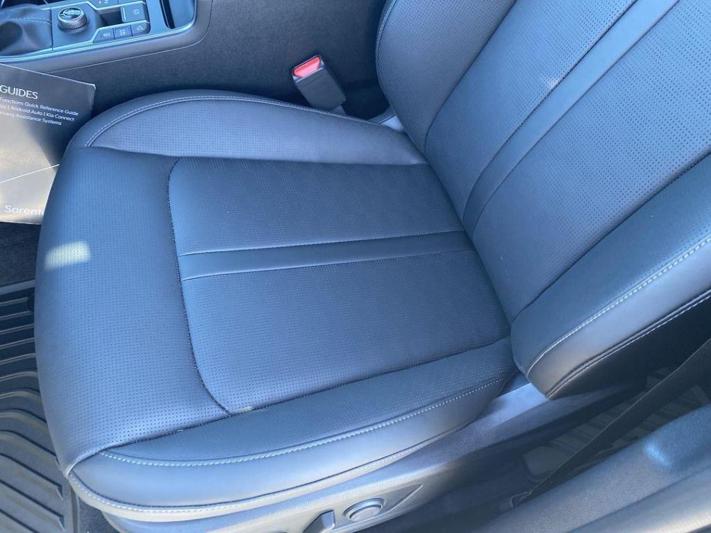 new 2026 Kia Sorento car, priced at $36,605