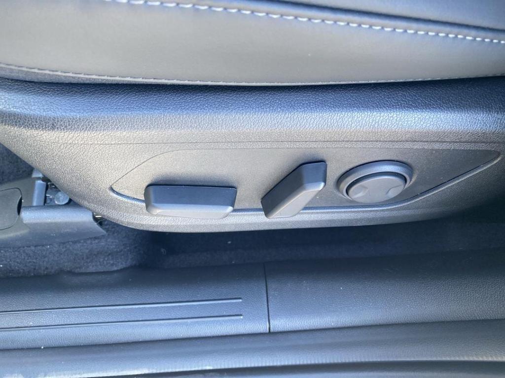 new 2026 Kia Sorento car, priced at $36,605