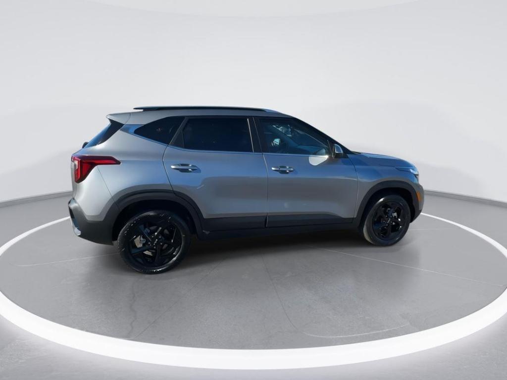 new 2026 Kia Seltos car, priced at $27,645