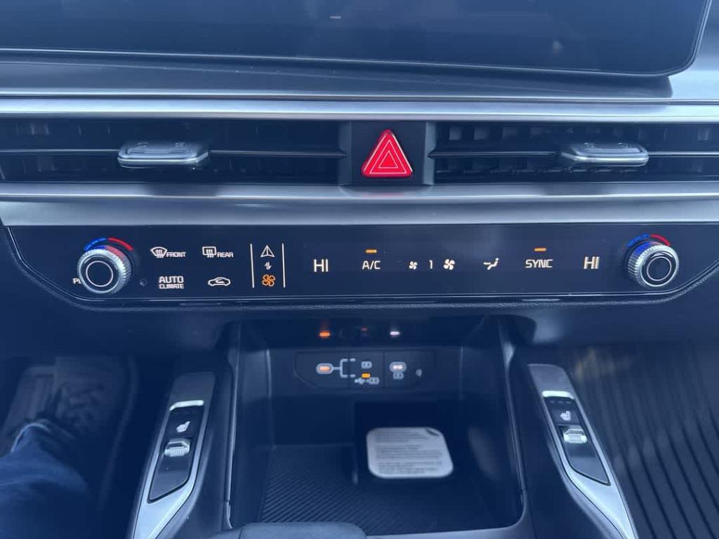 new 2026 Kia Sorento car, priced at $39,761