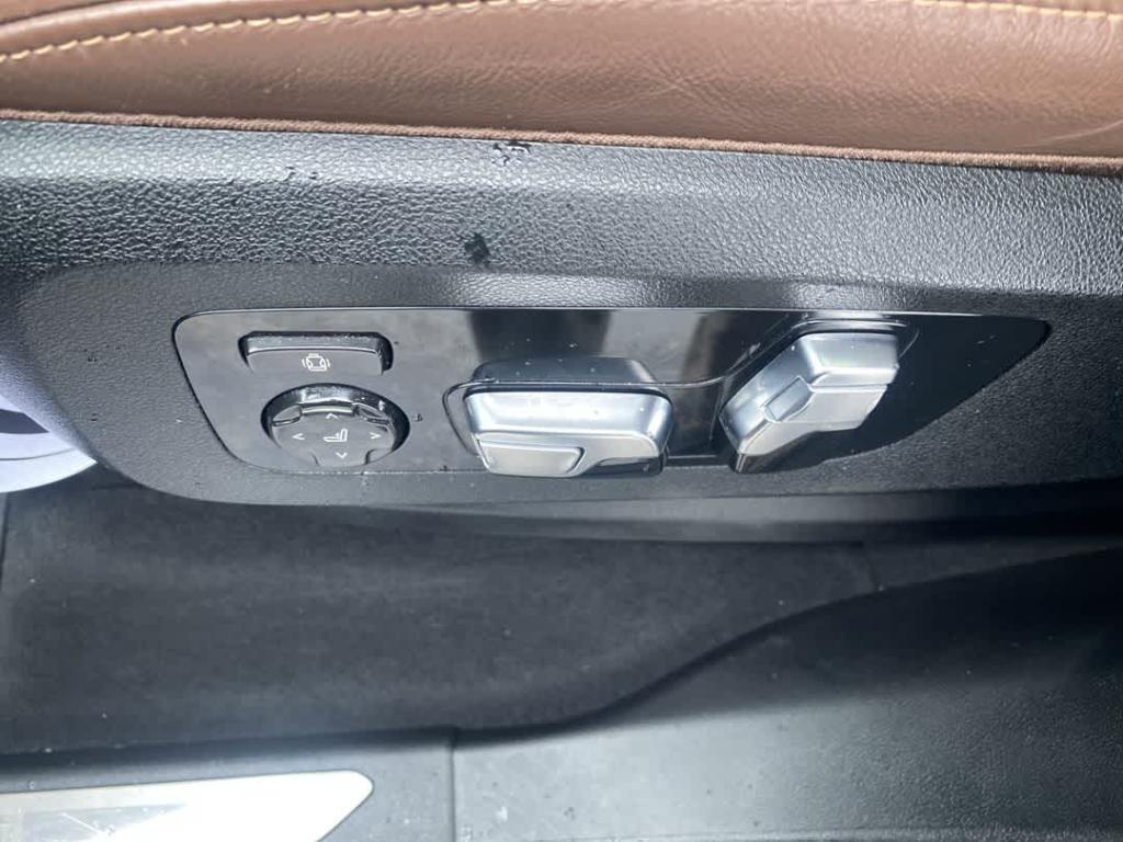 used 2022 BMW X7 car, priced at $41,985