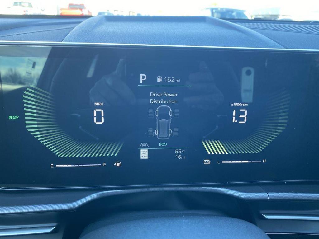 new 2026 Kia Sportage Hybrid car, priced at $34,570