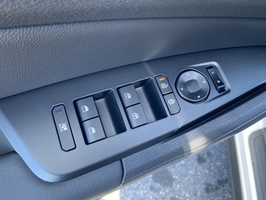 new 2026 Kia Sportage car, priced at $36,217