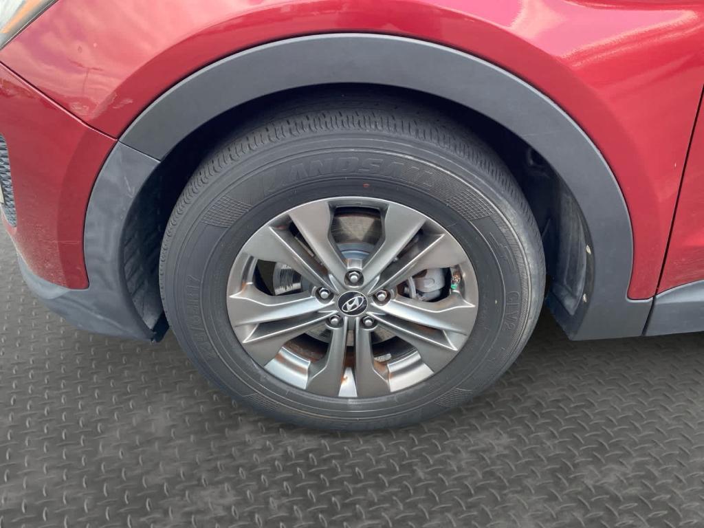 used 2013 Hyundai Santa Fe car, priced at $7,794