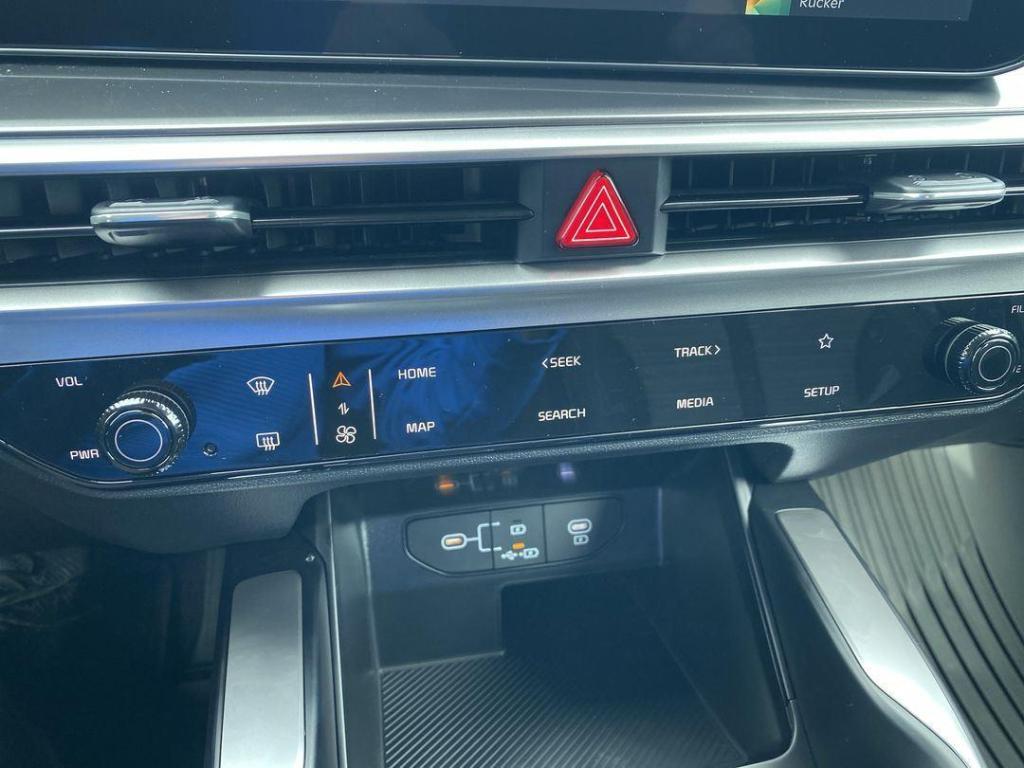 new 2026 Kia Sorento car, priced at $31,465