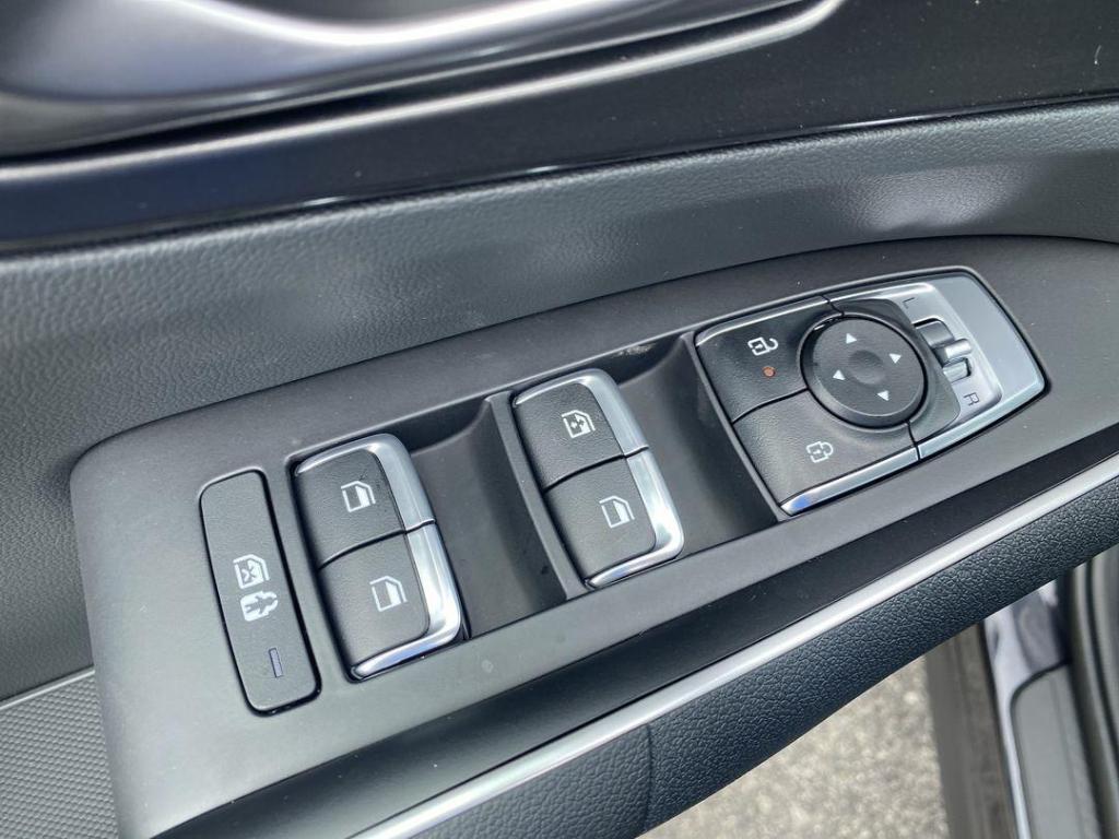 new 2026 Kia Sorento car, priced at $31,465