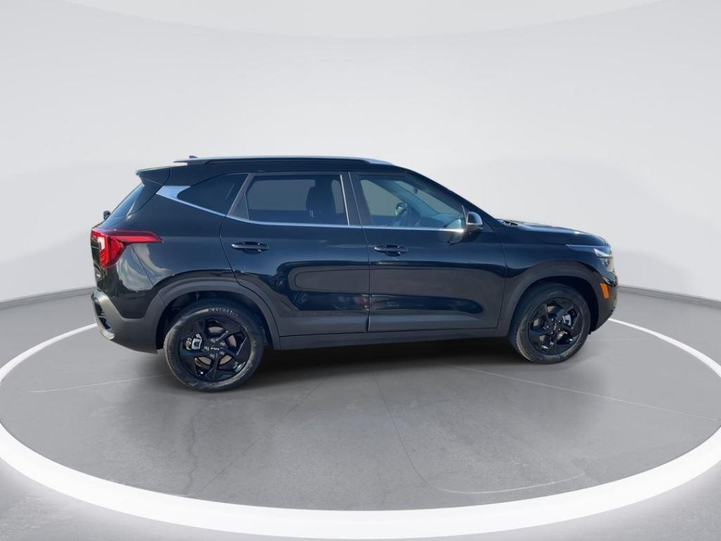 new 2026 Kia Seltos car, priced at $30,965