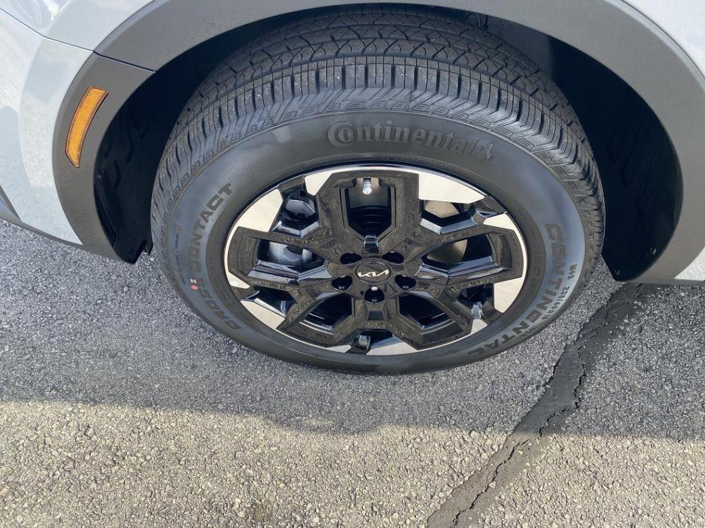 new 2026 Kia Sorento car, priced at $38,535