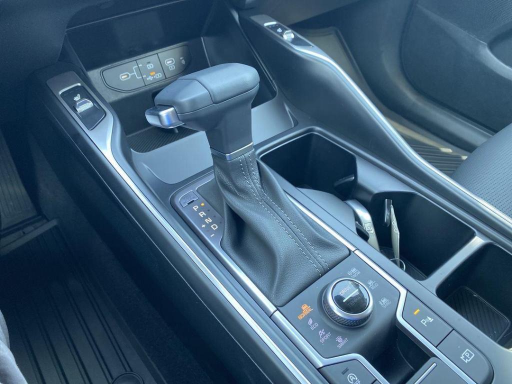 new 2026 Kia Sorento car, priced at $38,535