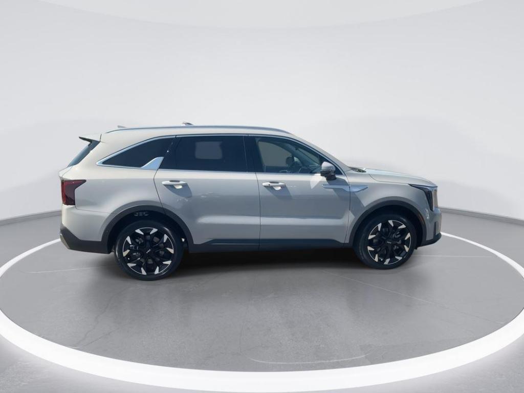 new 2026 Kia Sorento car, priced at $40,257