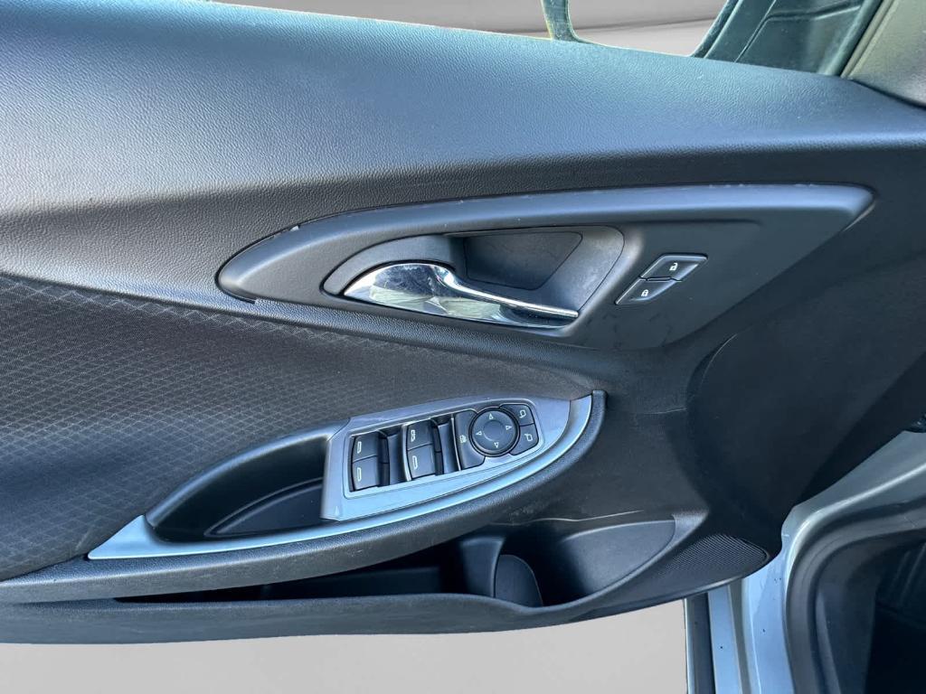 used 2024 Chevrolet Malibu car, priced at $20,562