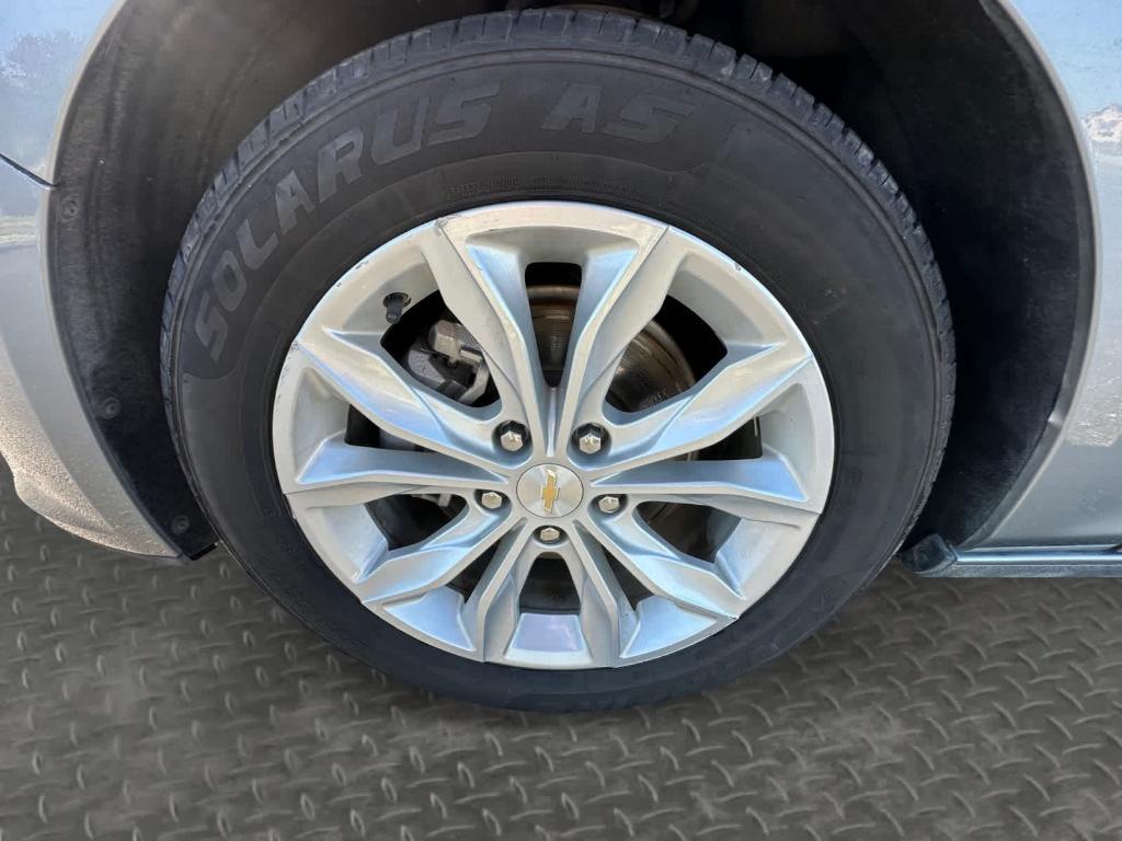 used 2024 Chevrolet Malibu car, priced at $20,562