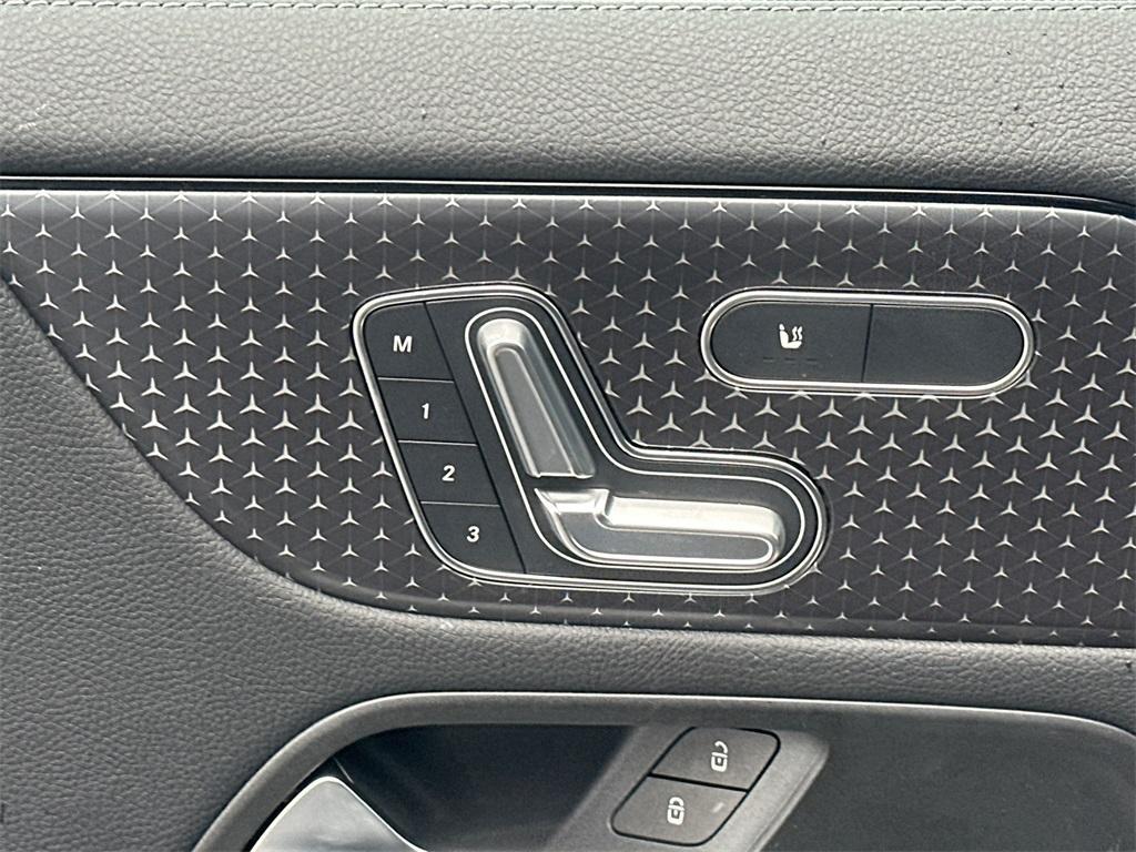 used 2026 Mercedes-Benz GLA 250 car, priced at $43,316