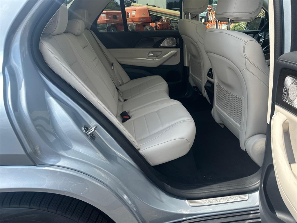new 2026 Mercedes-Benz GLE 450 car, priced at $83,105