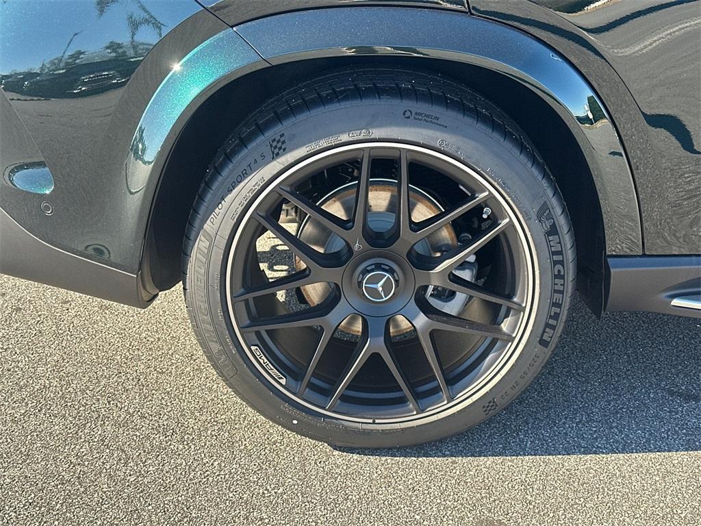 new 2025 Mercedes-Benz AMG GLE 53 car, priced at $100,160