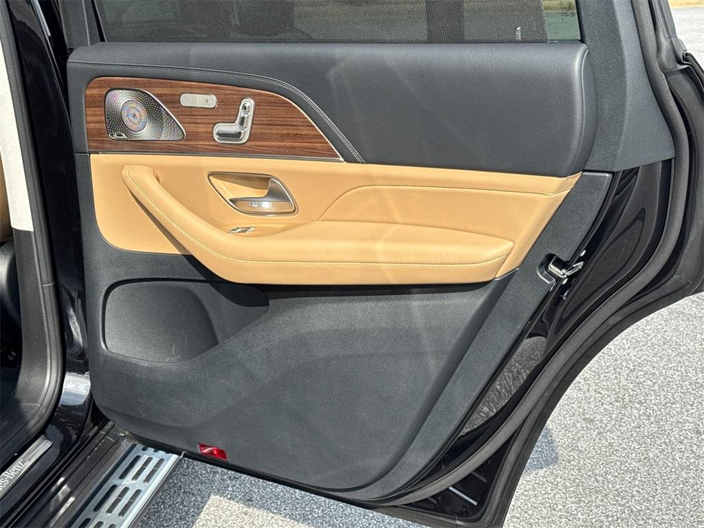 new 2026 Mercedes-Benz GLS 450 car, priced at $106,395