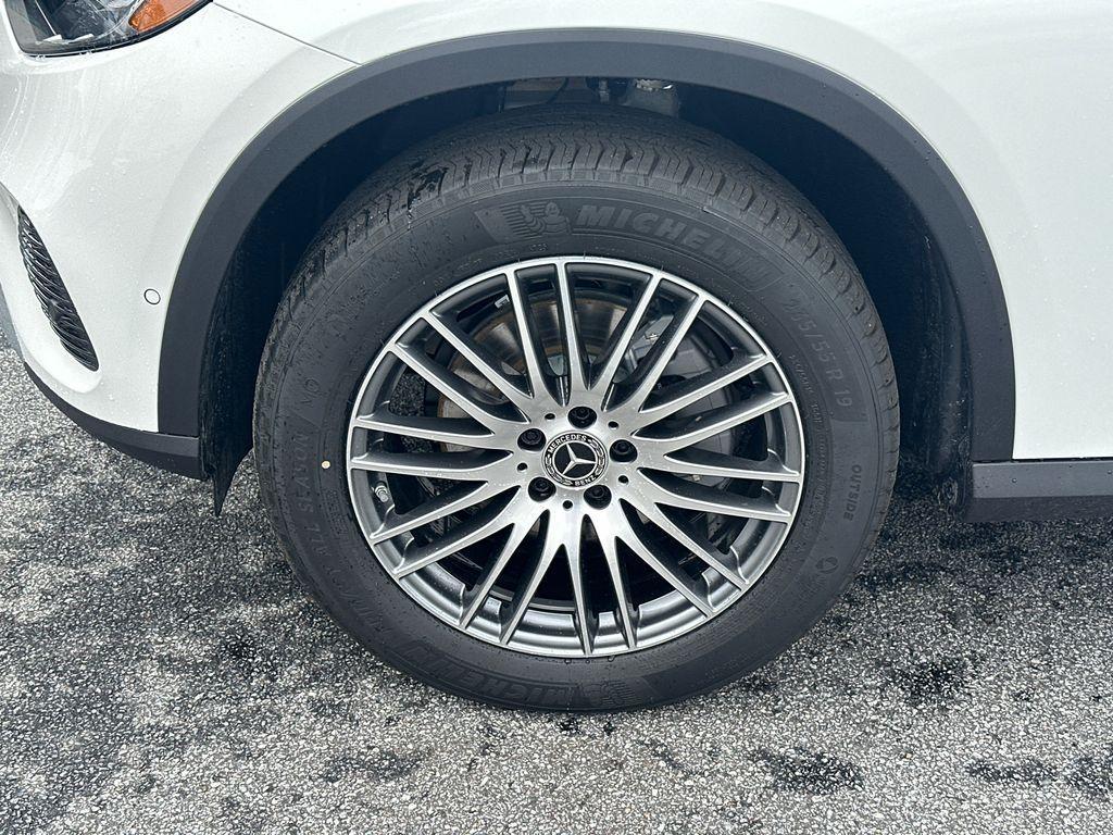 new 2026 Mercedes-Benz GLC 300 car, priced at $58,490