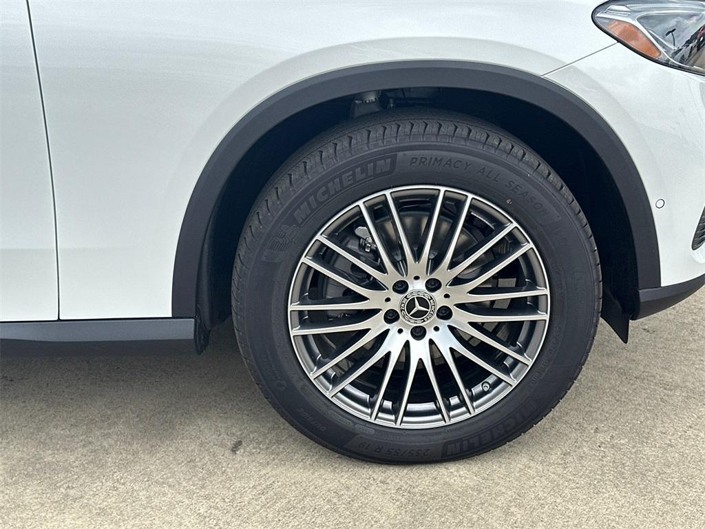 new 2026 Mercedes-Benz GLC 300 car, priced at $54,770