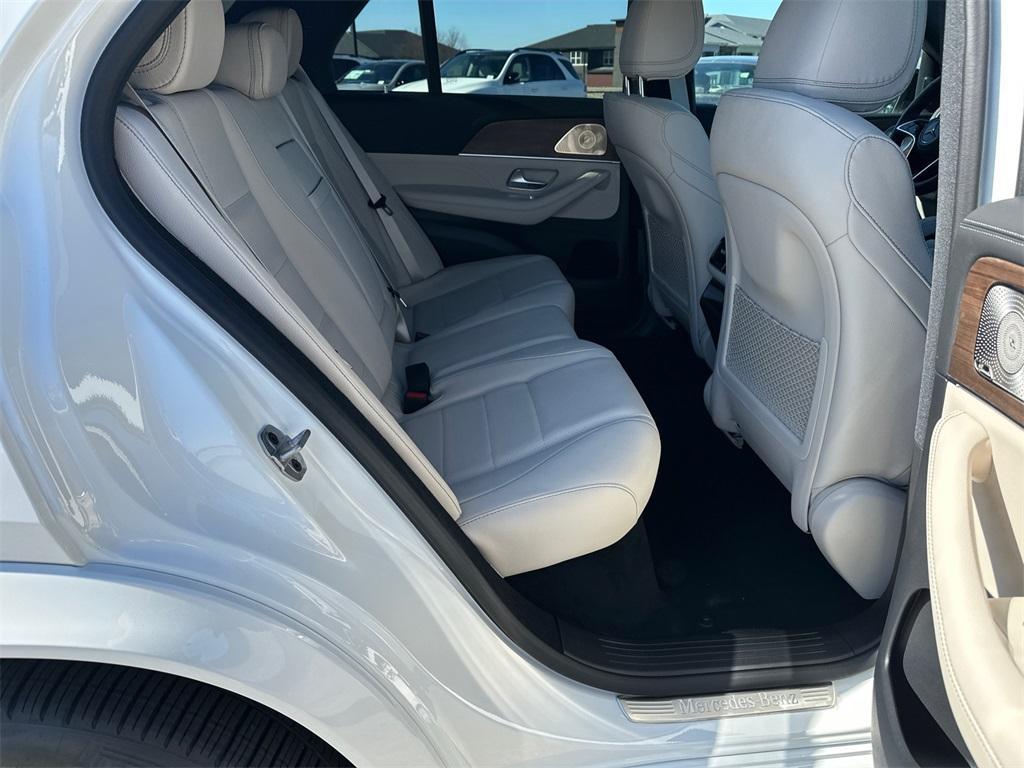 new 2026 Mercedes-Benz GLE 350 car, priced at $75,465