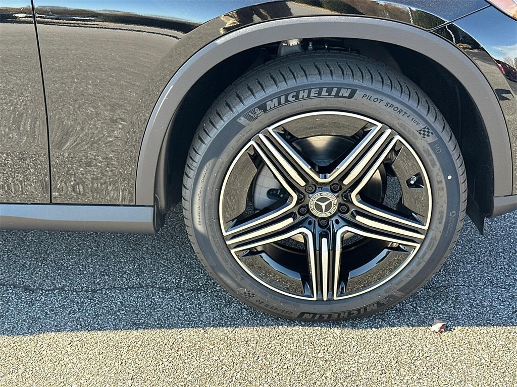 new 2026 Mercedes-Benz GLC 300 car, priced at $55,265