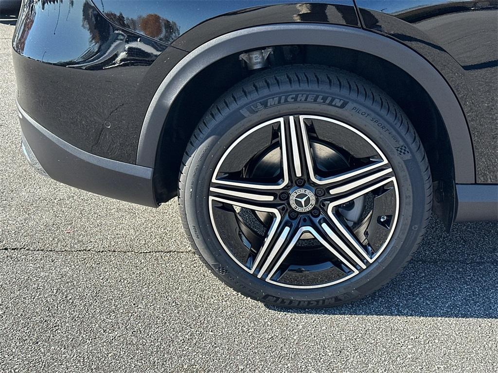 new 2026 Mercedes-Benz GLC 300 car, priced at $55,265