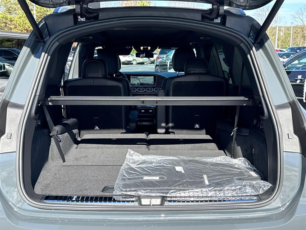 new 2026 Mercedes-Benz GLS 450 car, priced at $97,100