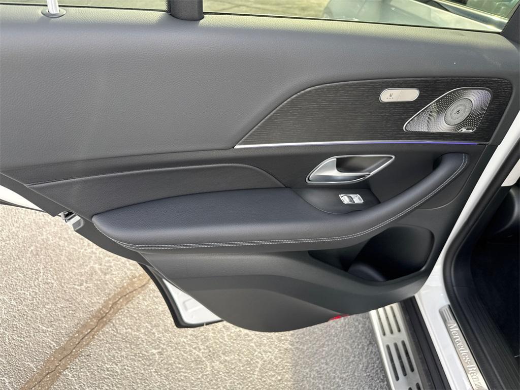 new 2026 Mercedes-Benz GLE 350 car, priced at $81,145