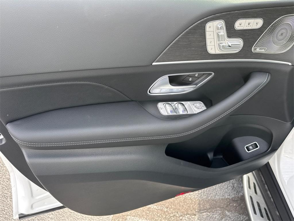 new 2026 Mercedes-Benz GLE 350 car, priced at $81,145