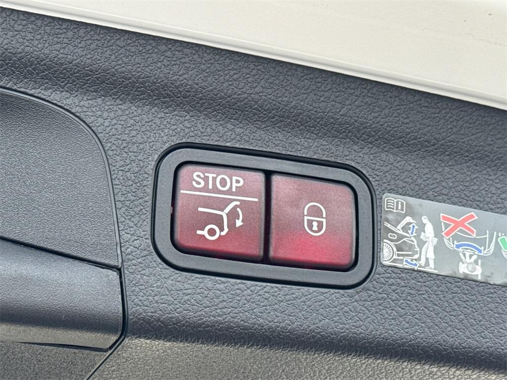 new 2026 Mercedes-Benz GLE 350 car, priced at $81,145