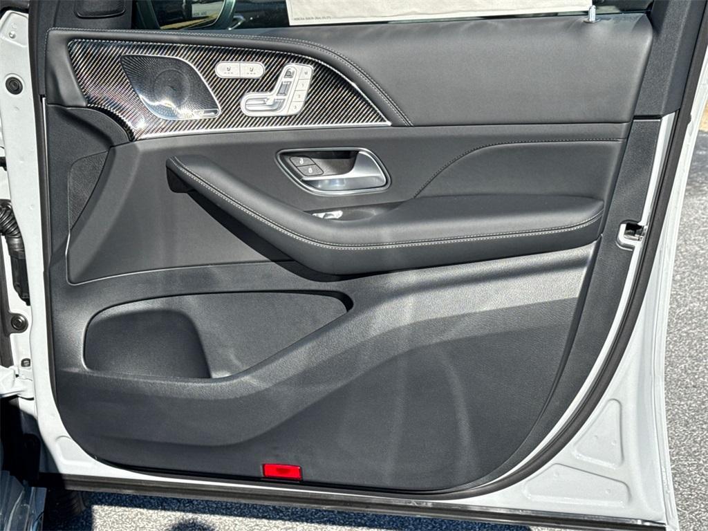 new 2026 Mercedes-Benz AMG GLE 63 car, priced at $149,290