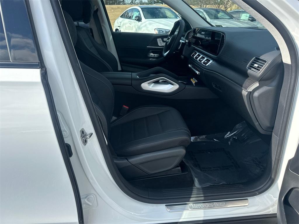 new 2026 Mercedes-Benz GLS 450 car, priced at $102,000