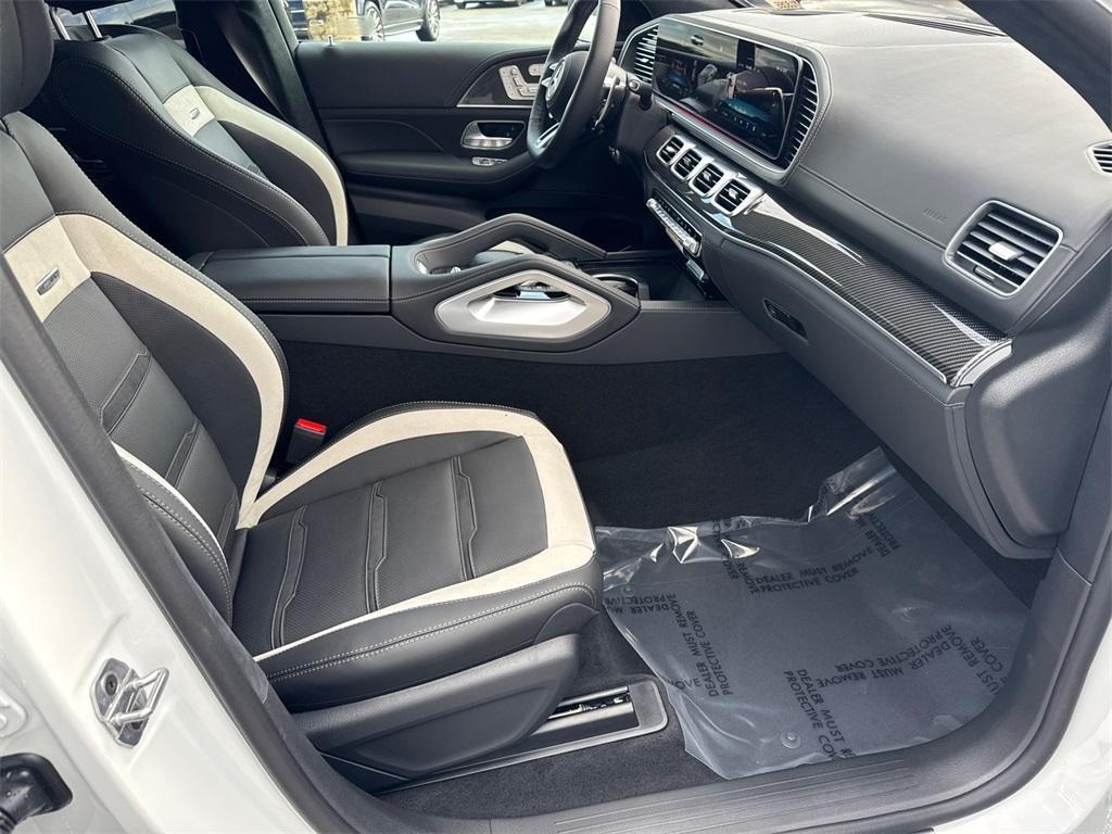 new 2026 Mercedes-Benz AMG GLE 63 car, priced at $146,340